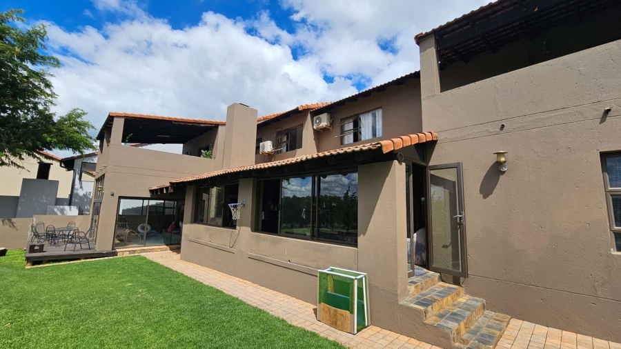 2 Bedroom Property for Sale in Kosmos North West